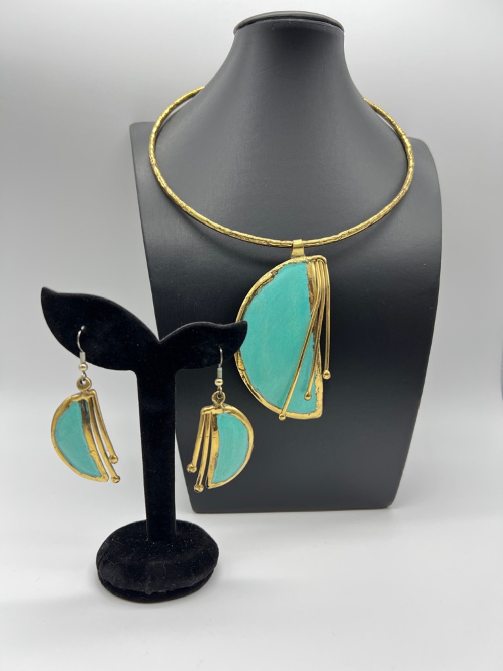 VINTAGE Artisan Set • Turquoise Blue • Brass Tone • Modernist. 17”